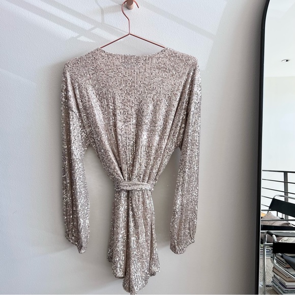 Endless Ross Sequin Romper - Picture 8 of 8